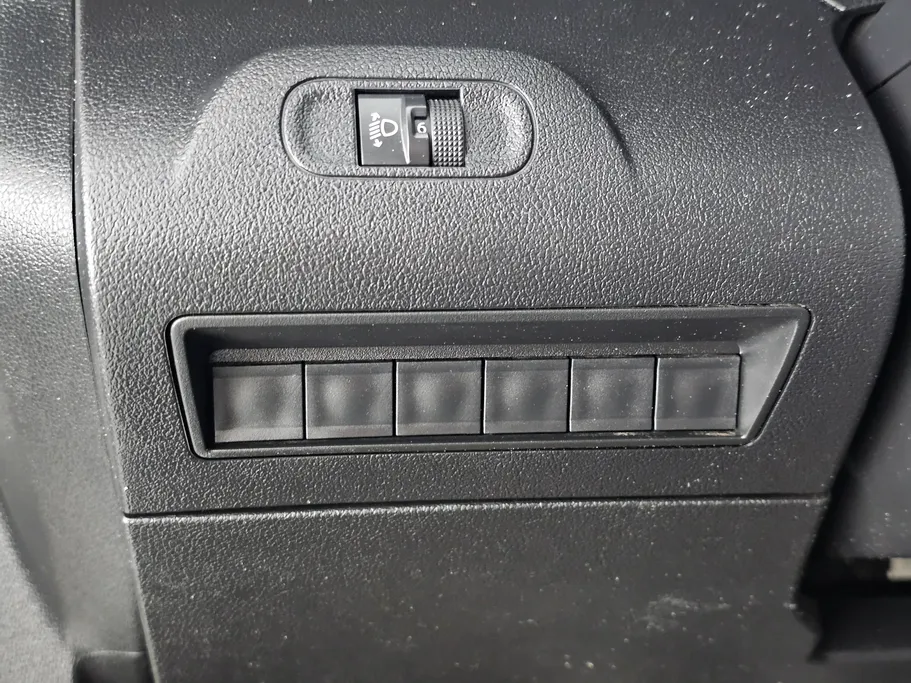 2023 Peugeot Partner Short van 