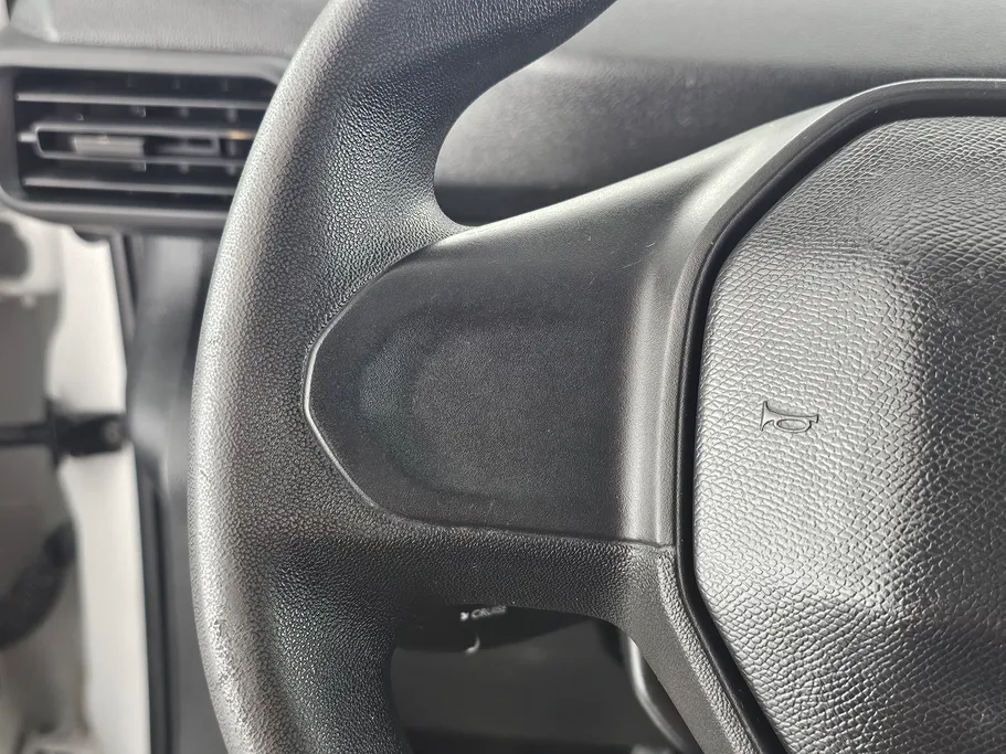 2023 Peugeot Partner Short van 