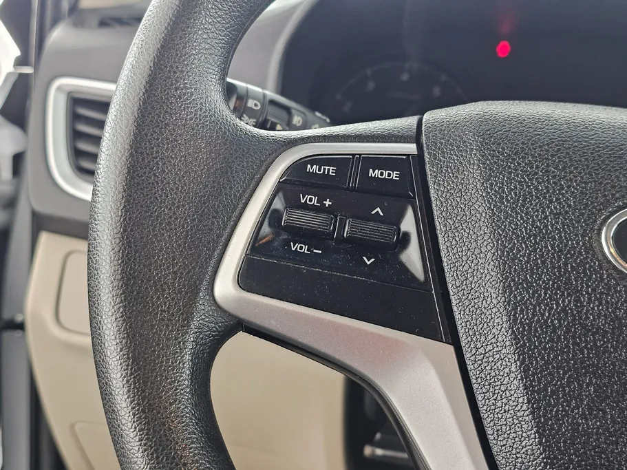 2022 Hyundai Accent Smart