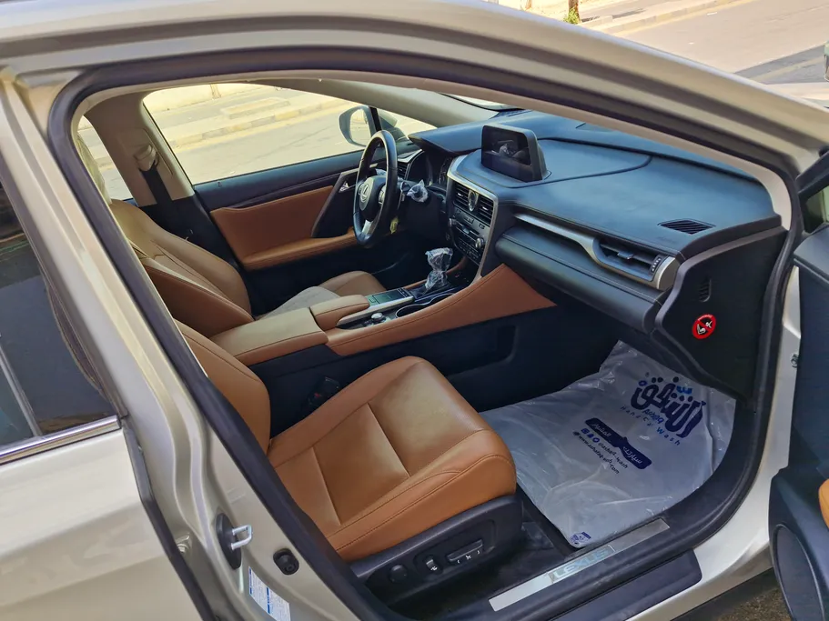 لكزس RX 350 2021 