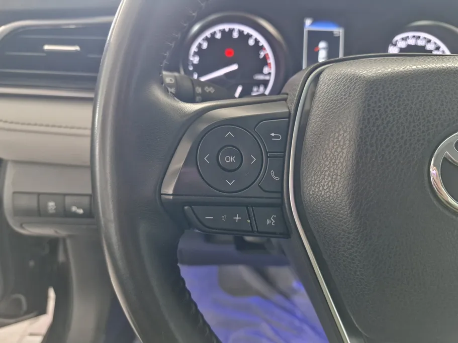 2024 Toyota Camry  SE