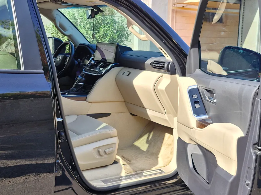 تويوتا لاندكروزر GXR4 DSL 2024 