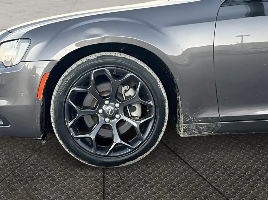 كرايسلر 300 S 2021 