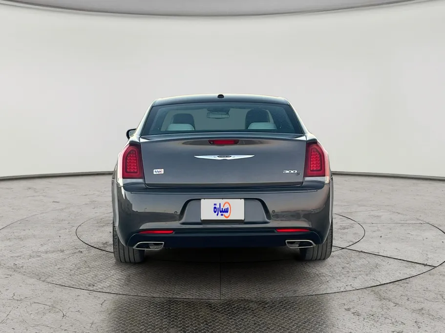 كرايسلر 300 S 2021 