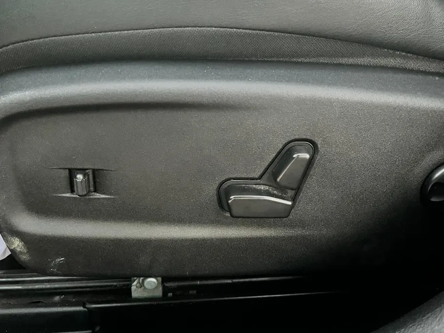 كرايسلر 300 S 2021 