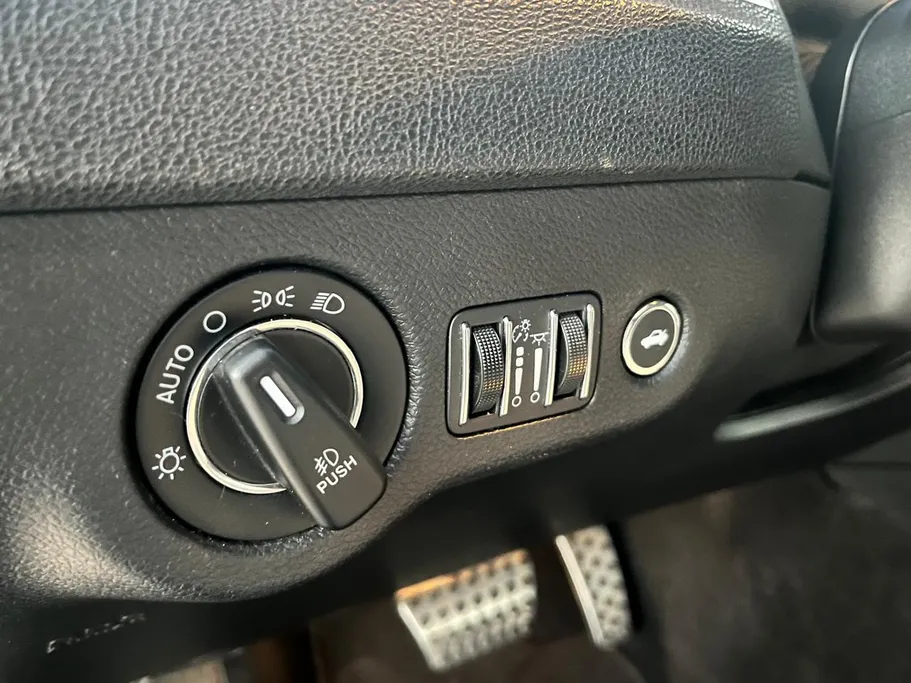 كرايسلر 300 S 2021 