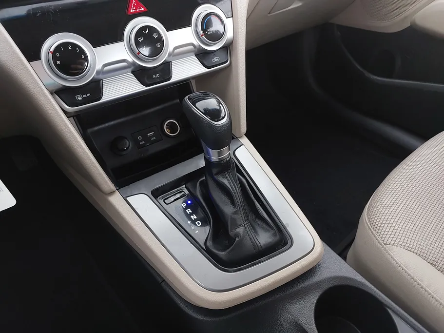 2020 Hyundai Elantra GL