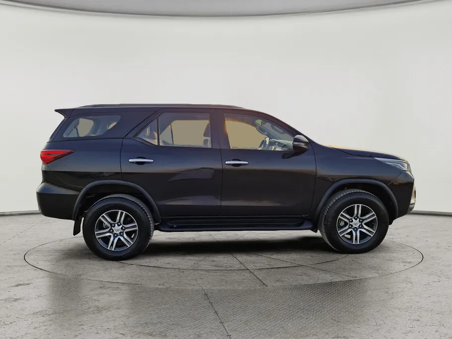 2021 Toyota Fortuner GX