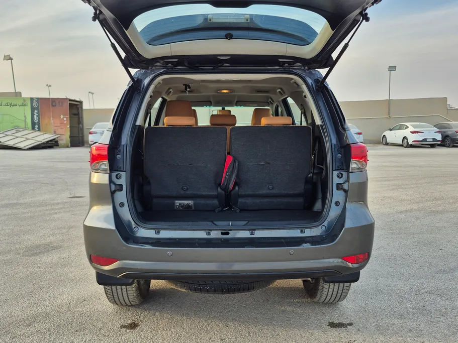 2021 Toyota Fortuner GX 
