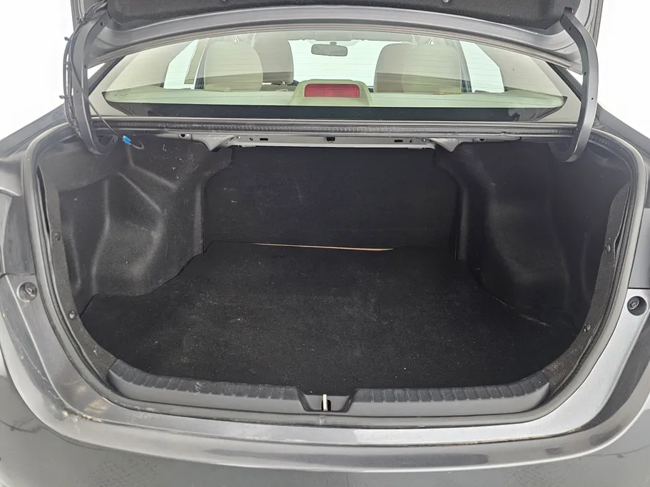 2019 Toyota Yaris  Y