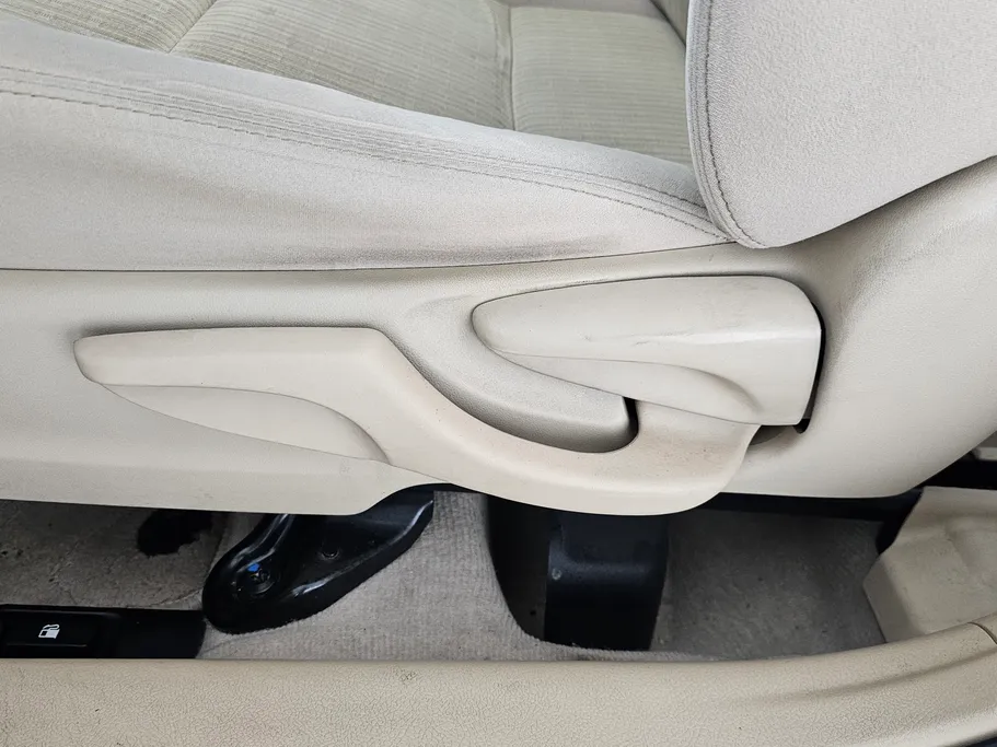 2019 Toyota Yaris  Y