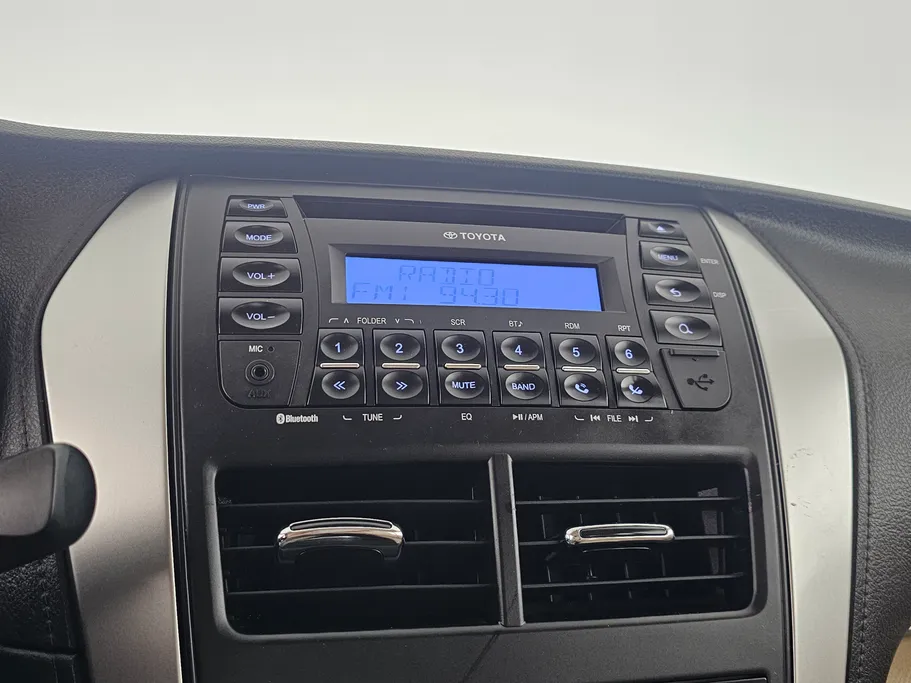 2019 Toyota Yaris  Y