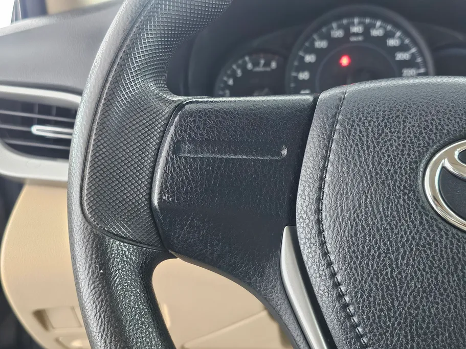 2019 Toyota Yaris  Y