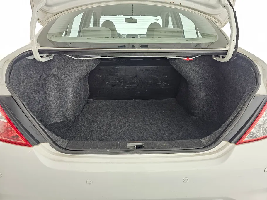 2021 Nissan Sunny Classic