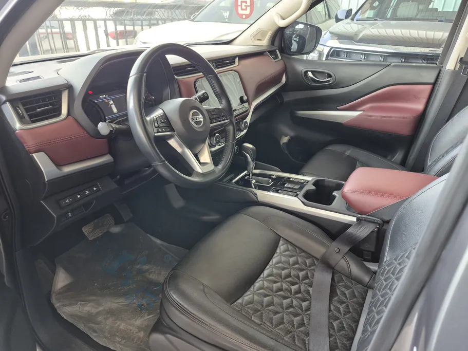 2023 Nissan Xterra Platinum 