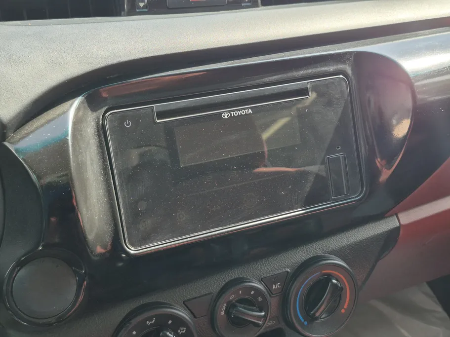 تويوتا هايلكس GLX 2020 