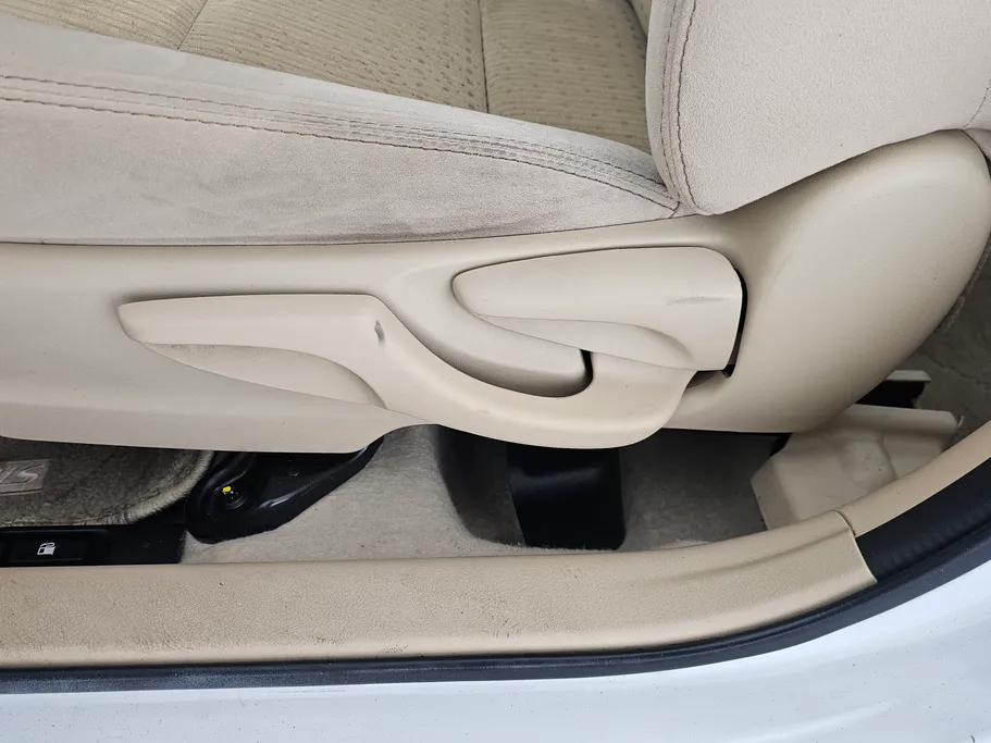 2020 Toyota Yaris  Y