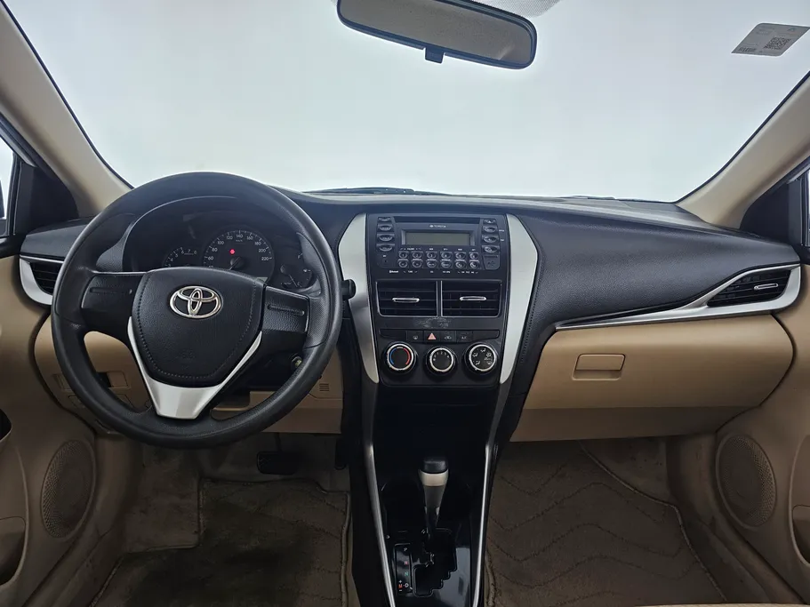2020 Toyota Yaris  Y
