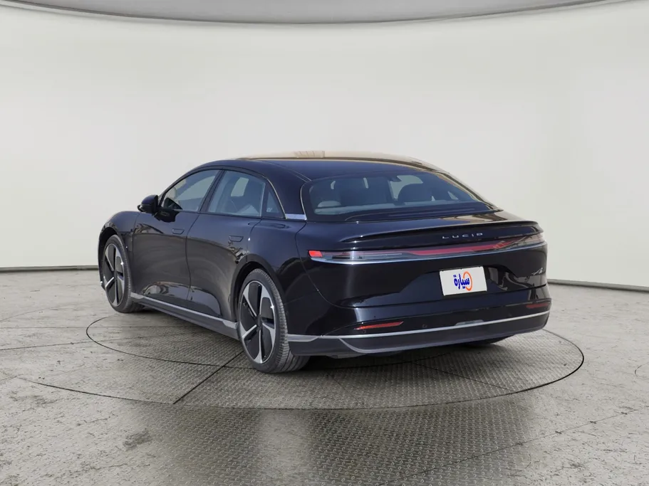 لوسيد اير  جراند تورينج 2024