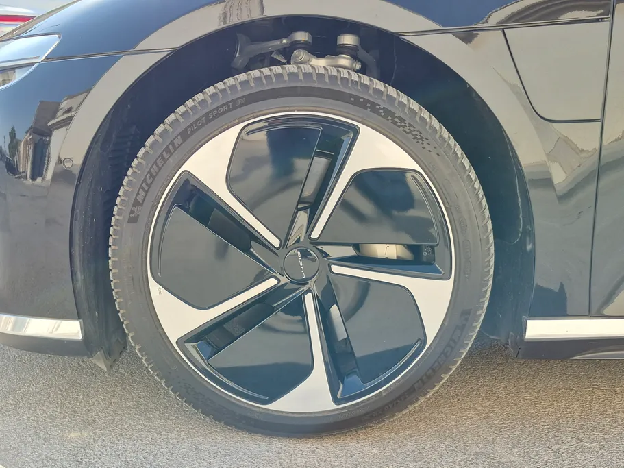 لوسيد اير  جراند تورينج 2024