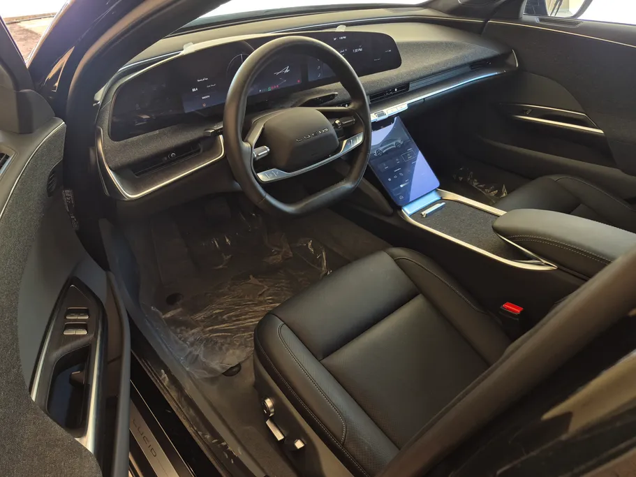 لوسيد اير  جراند تورينج 2024