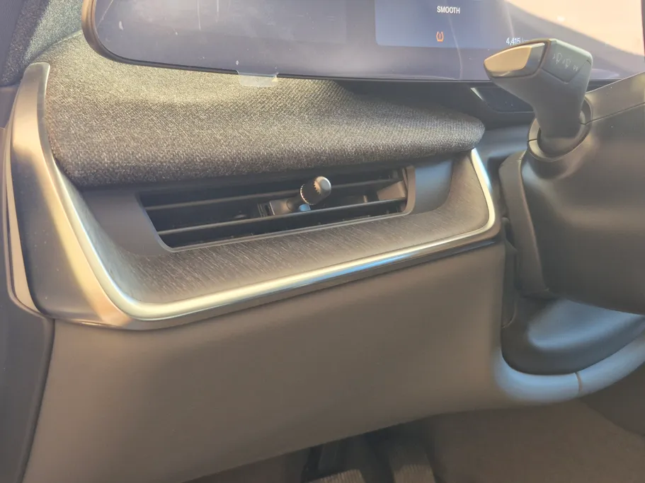 لوسيد اير  جراند تورينج 2024