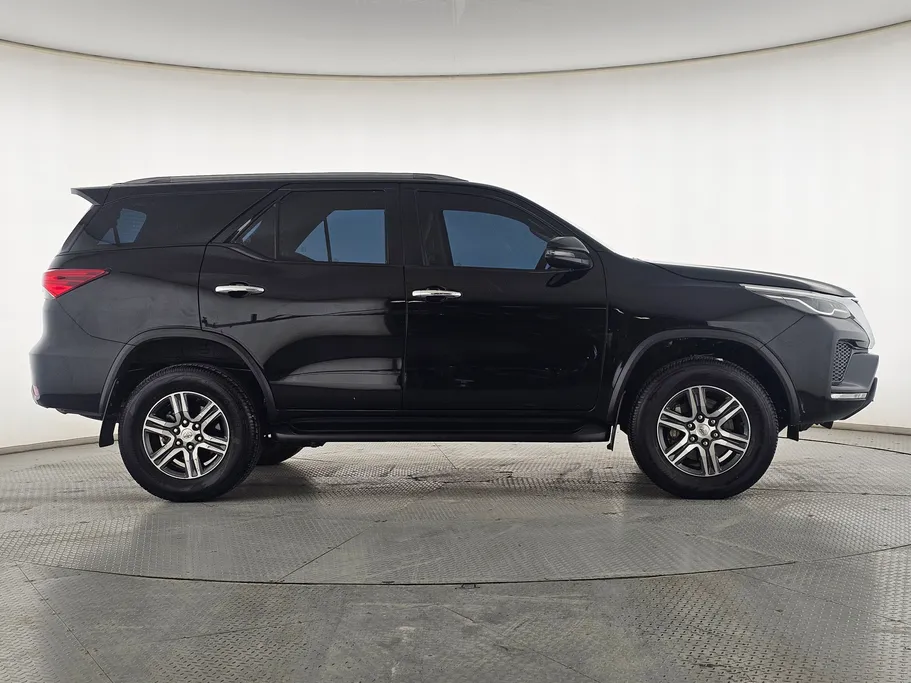 2021 Toyota Fortuner GX 