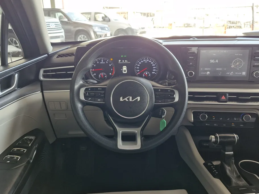 2023 Kia K5 LX