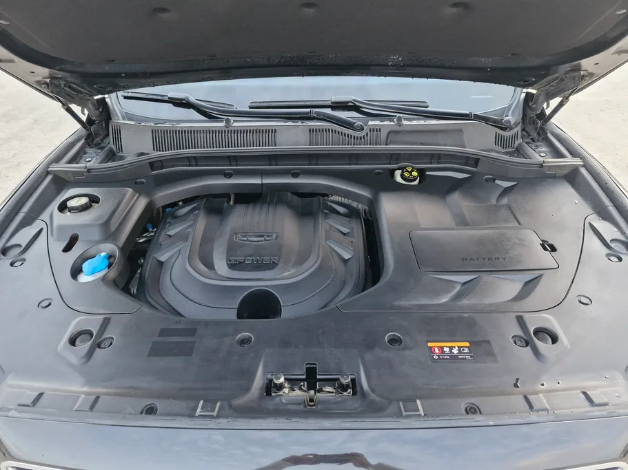 جيلي ازكارا Luxury GT 2023 