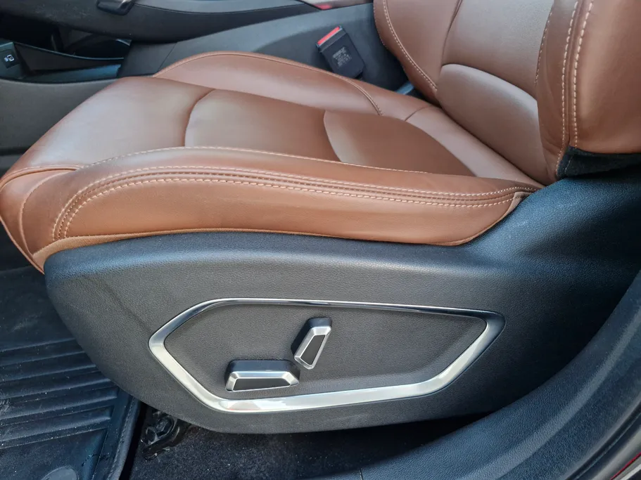 جيلي ازكارا Luxury GT 2023 