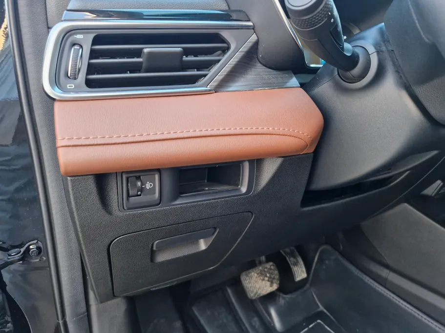 جيلي ازكارا Luxury GT 2023 