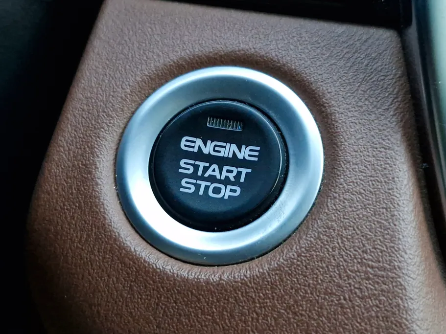 جيلي ازكارا Luxury GT 2023 