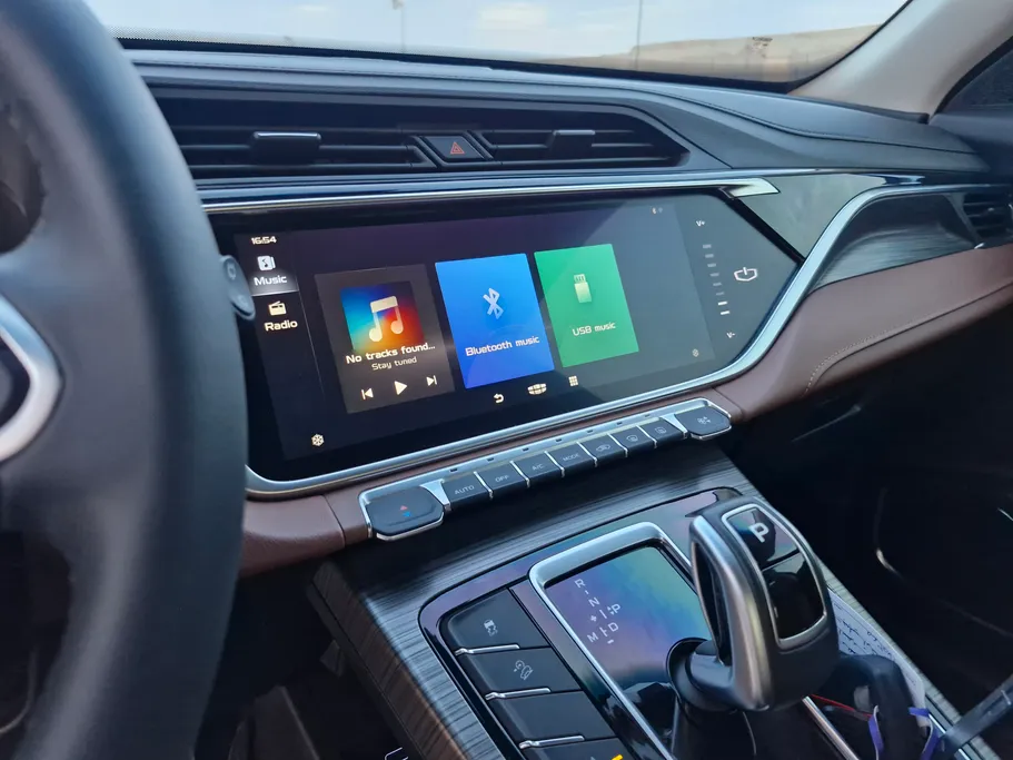 جيلي ازكارا Luxury GT 2023 