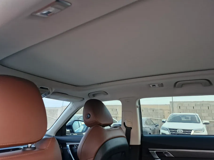 جيلي ازكارا Luxury GT 2023 