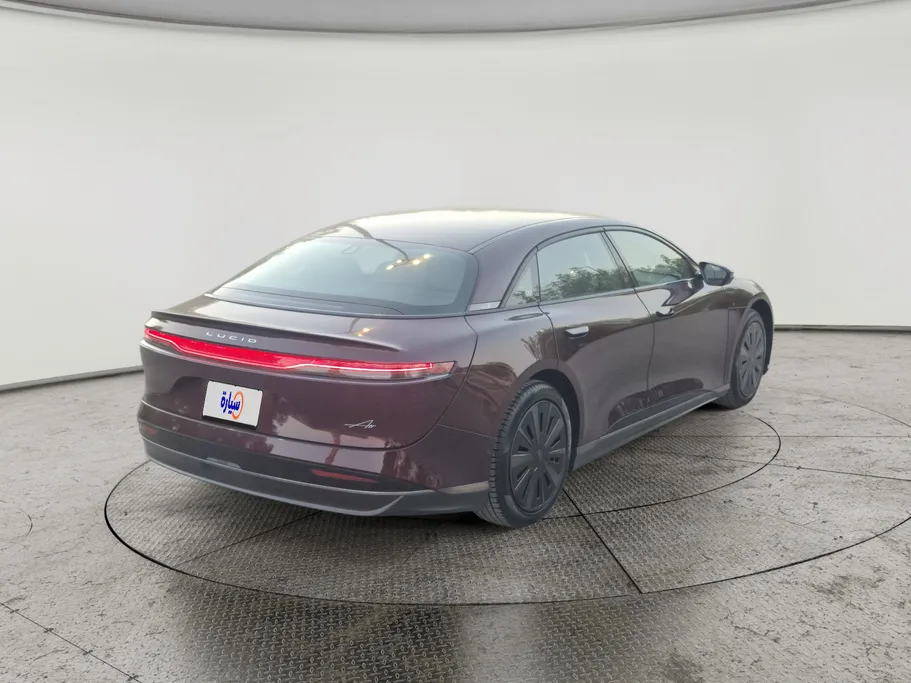 لوسيد اير  بيور  2025