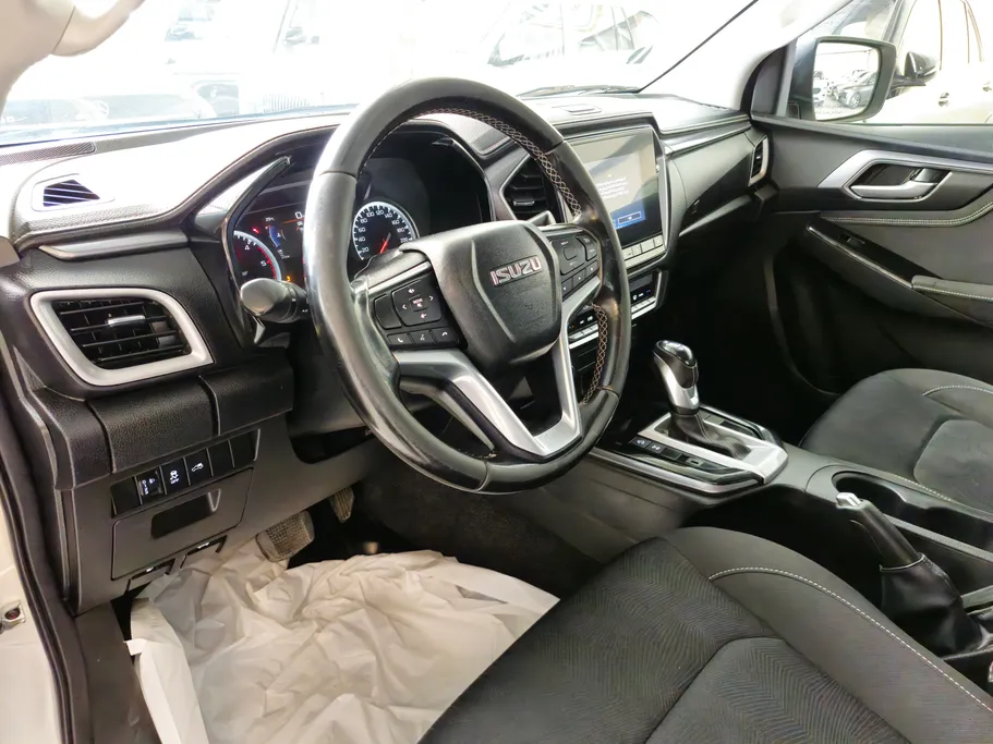 ايسوزو دي ماكس LS 2023 