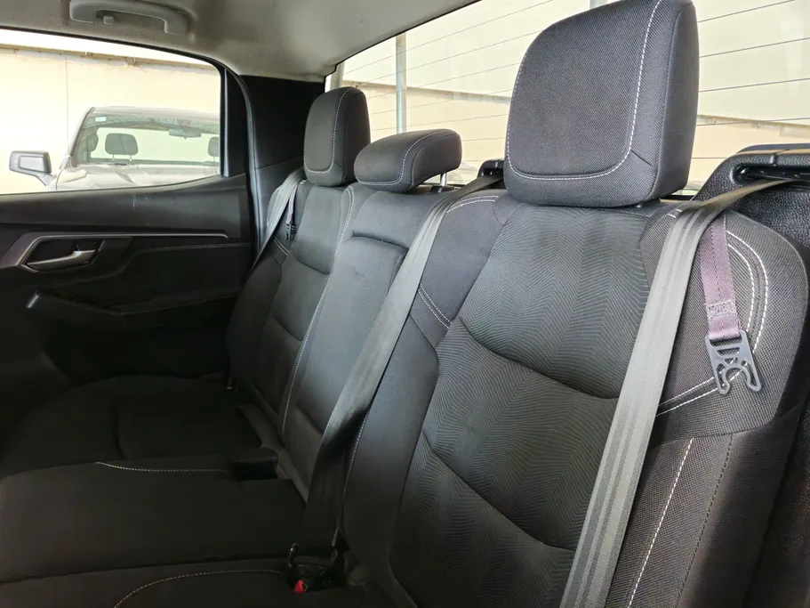 ايسوزو دي ماكس LS 2023 