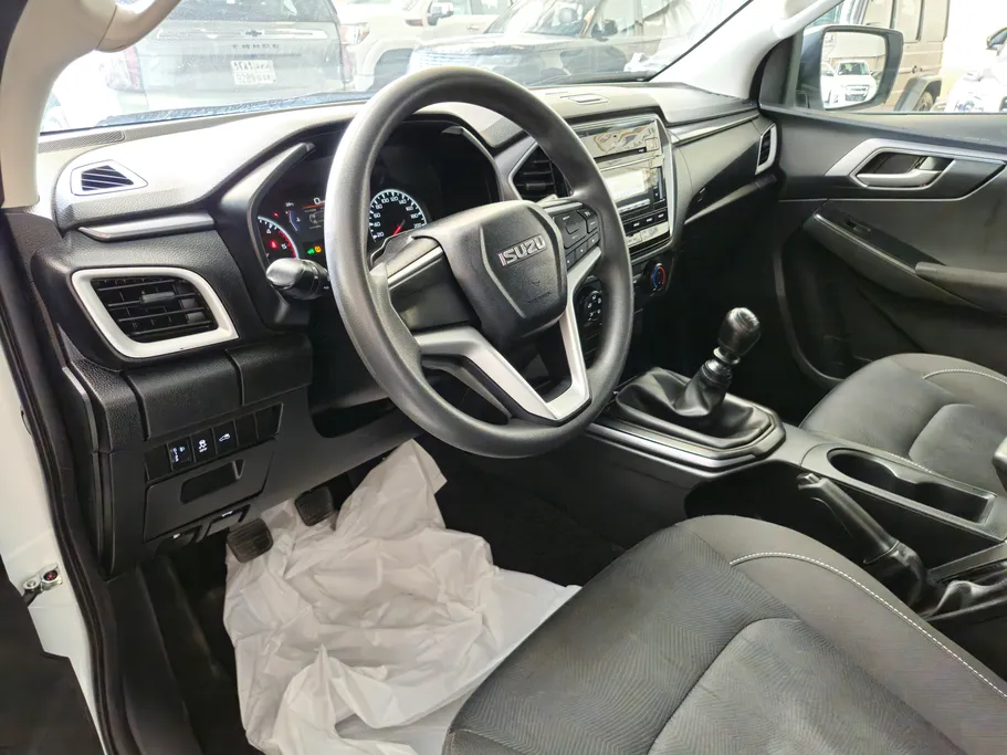 ايسوزو دي ماكس LS 2022 