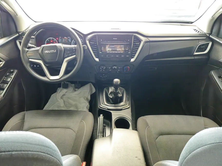 ايسوزو دي ماكس LS 2022 