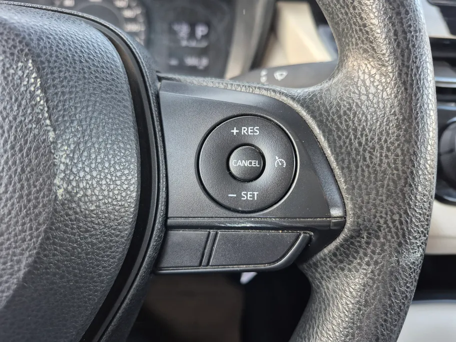 تويوتا كورولا XLI 2023 