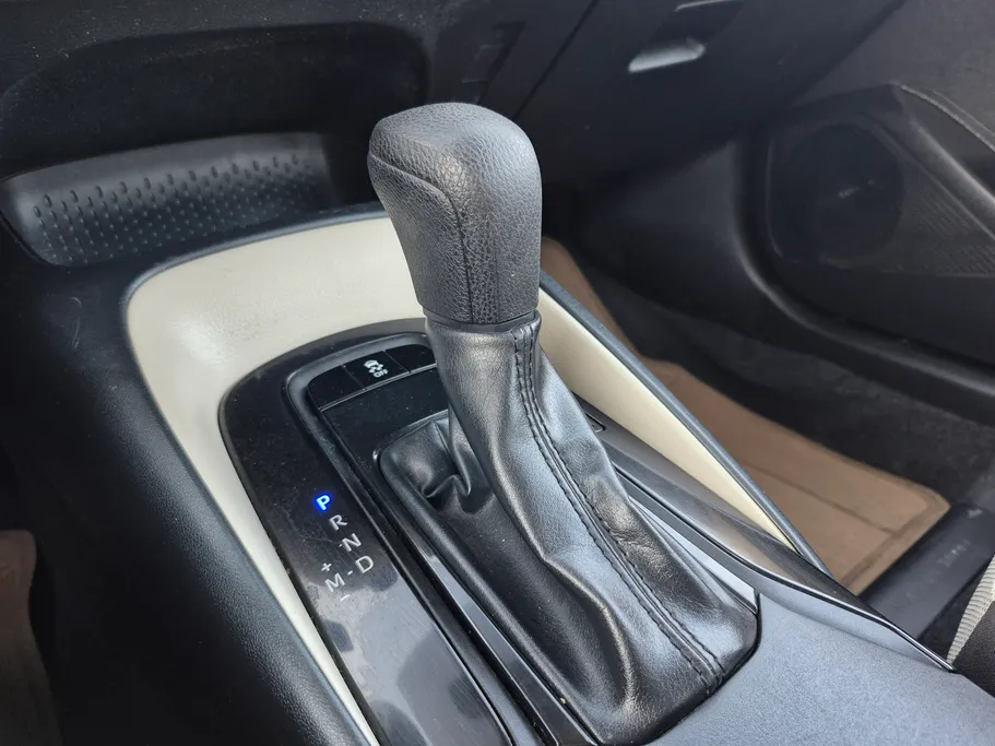 تويوتا كورولا XLI 2023 