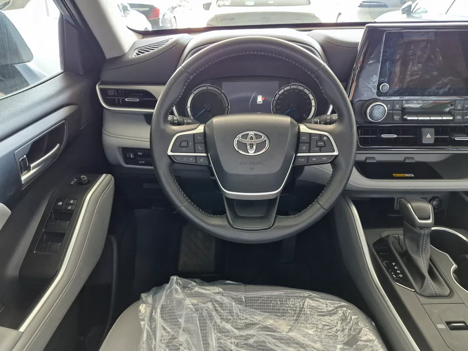 تويوتا هايلاندر GLE 2023 