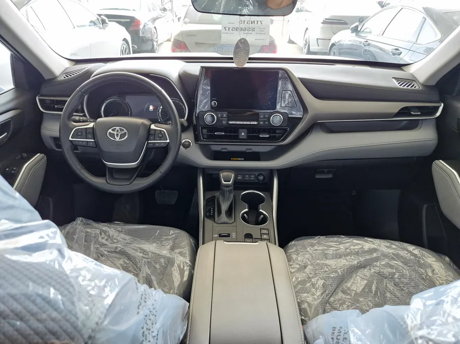 تويوتا هايلاندر GLE 2023 