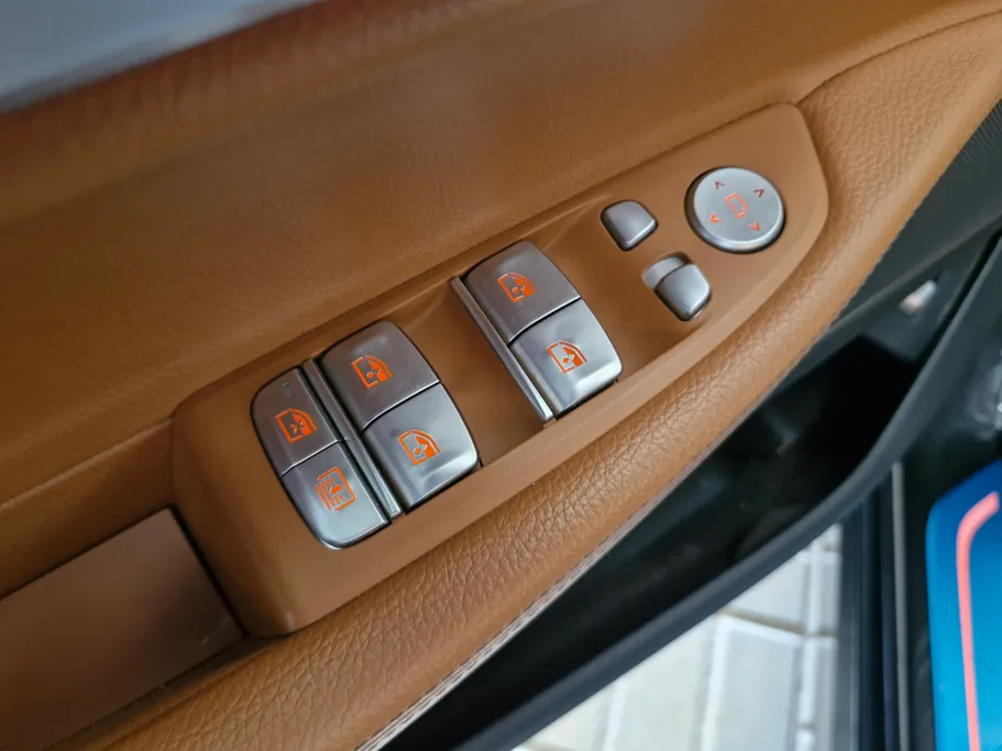 بي ام دبليو الفئة السابعة 730Li 2022 