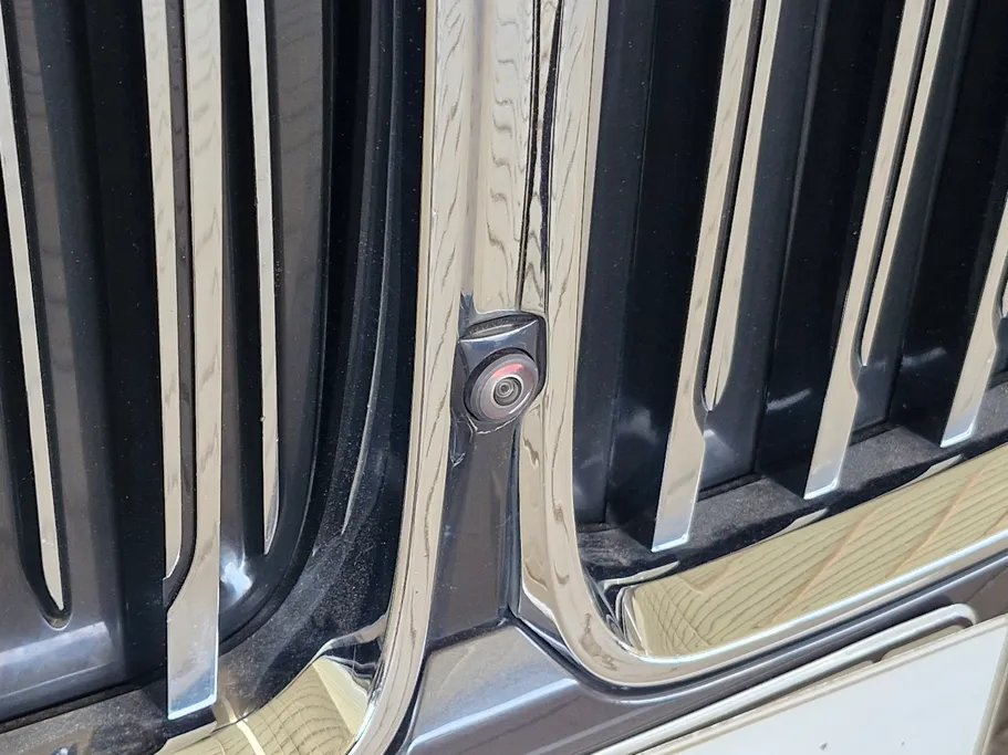 بي ام دبليو الفئة السابعة 730Li 2022 