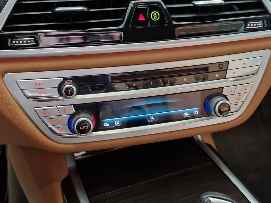 بي ام دبليو الفئة السابعة 730Li 2022 