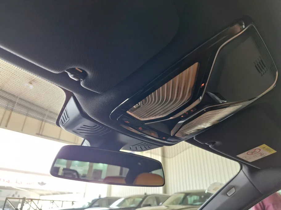 بي ام دبليو الفئة السابعة 730Li 2022 