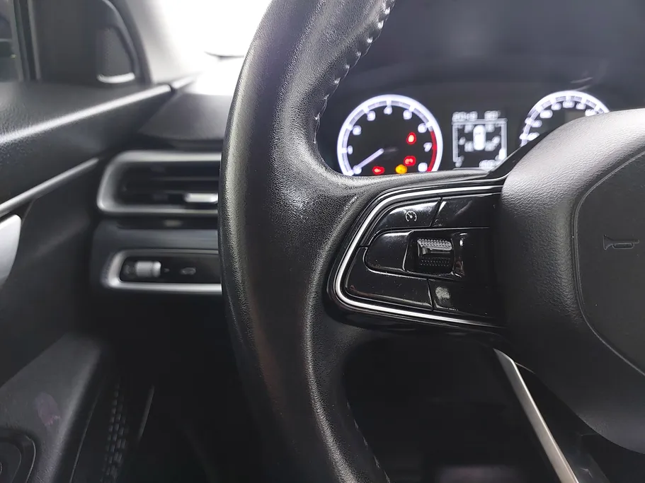 جيلي امجراند GS 2023