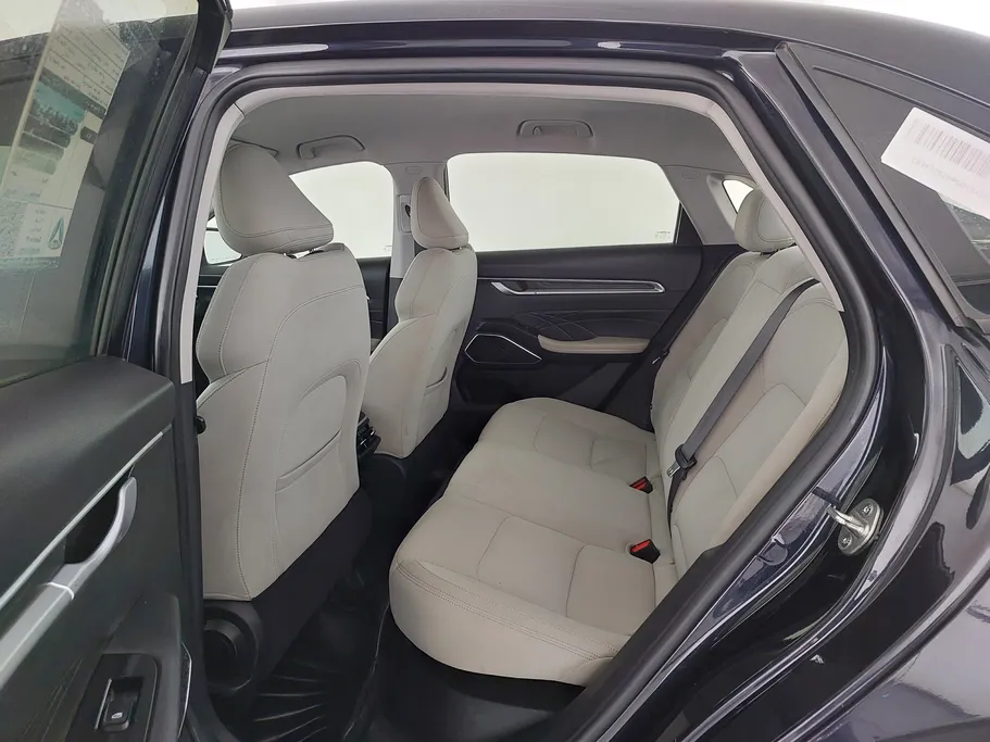 جيلي امجراند GS 2023