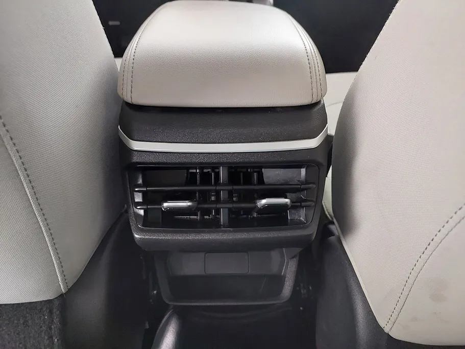 جيلي امجراند GS 2023